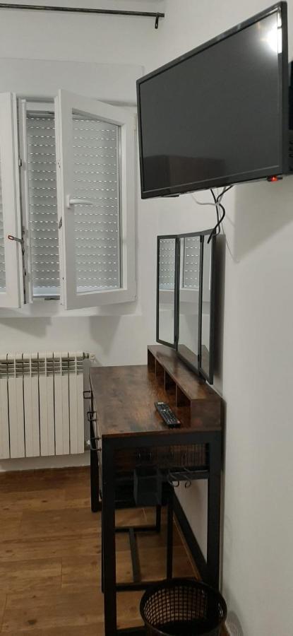Alojamiento Casa León Santoña Exterior foto