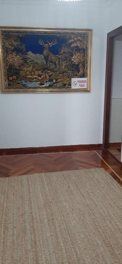 Alojamiento Casa León Santoña Exterior foto
